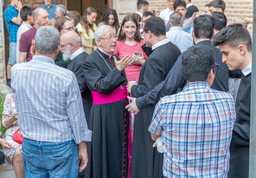 125